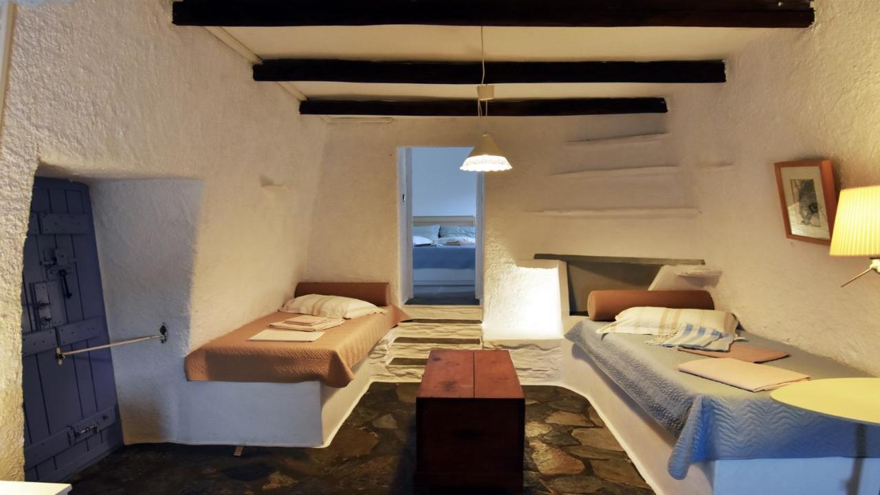 The Charming Beach House, Ideal For 4 To 5 People Ioulis Экстерьер фото